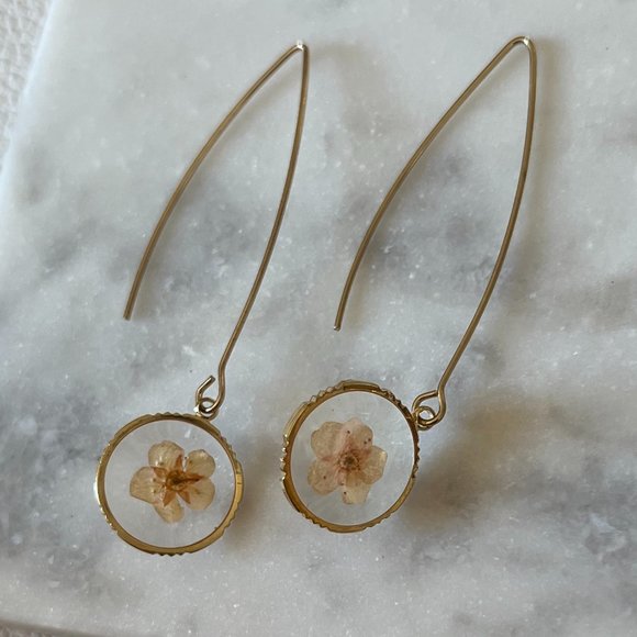 Jewelry - Peach Pressed Flower Dangle Earrings - Floral Painted Ceramic Threader Dangles